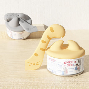 Deksel en schep voor voedsel voor huisdieren