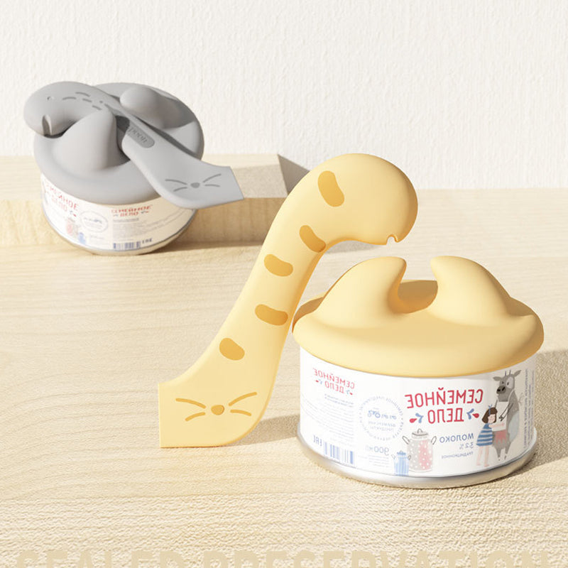 Deksel en schep voor voedsel voor huisdieren