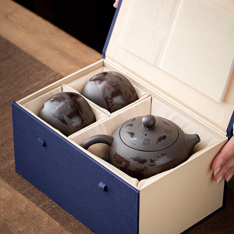 Draak en Phoenix paarse klei theepot