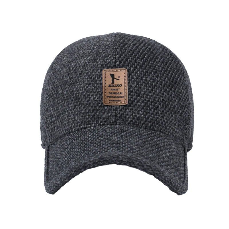 Winterbaseballpet met oorwarmers