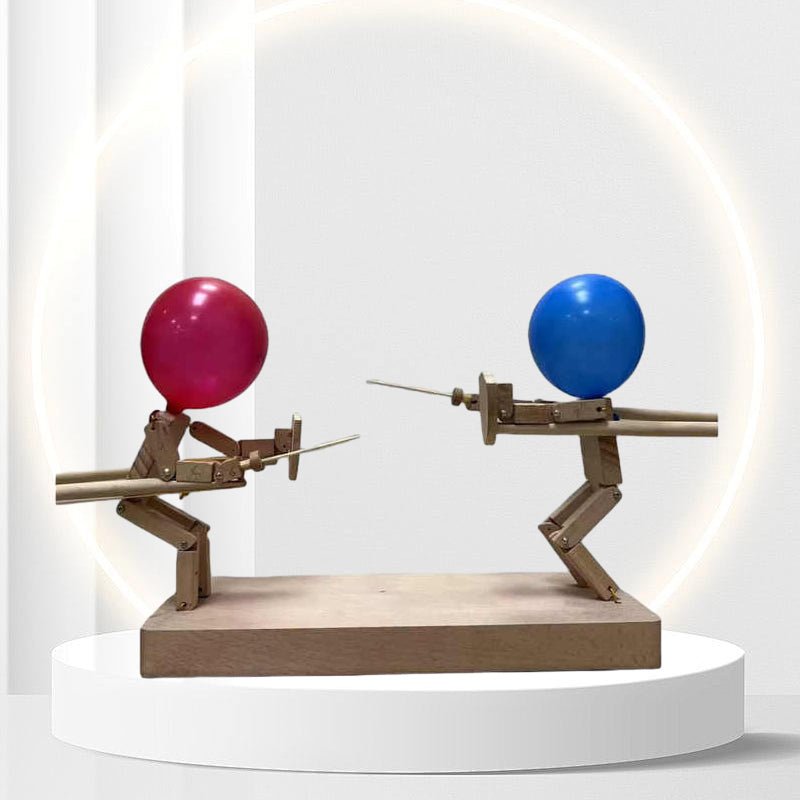 Houten hekwerkpoppen