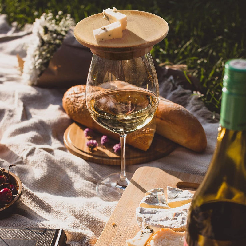 Het Houten Deksel Voor Een Wijnglas