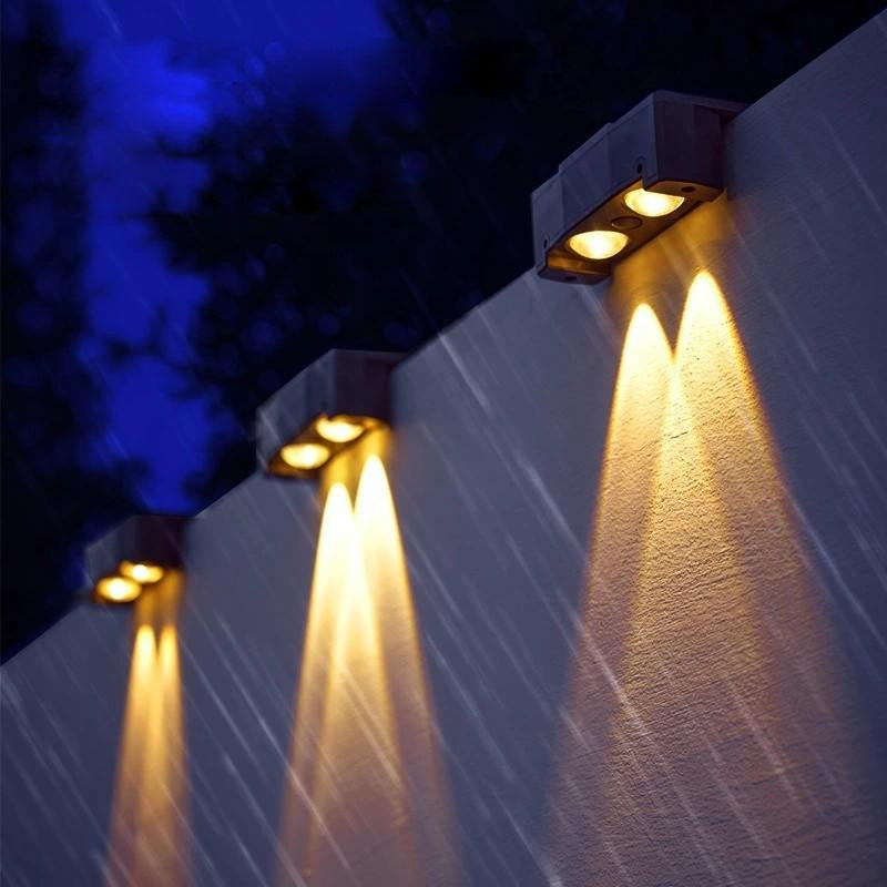 Waterdichte buitenwandlamp op zonne-energie