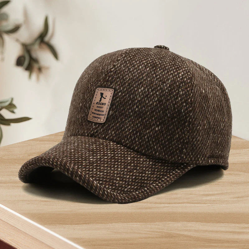 Winterbaseballpet met oorwarmers