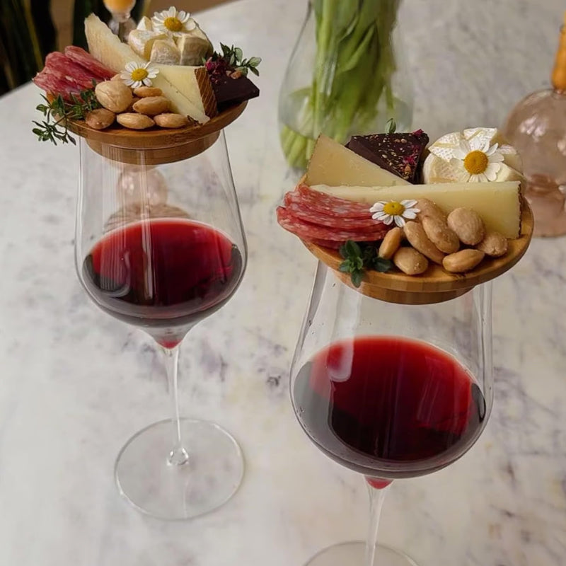 Het Houten Deksel Voor Een Wijnglas