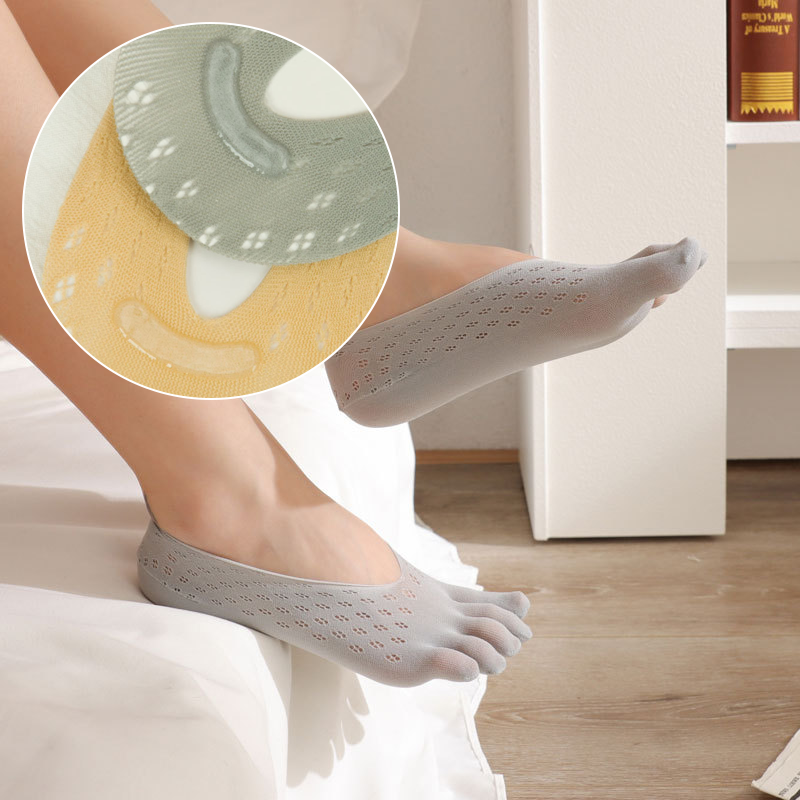 Nieuwe teensokken voor dames