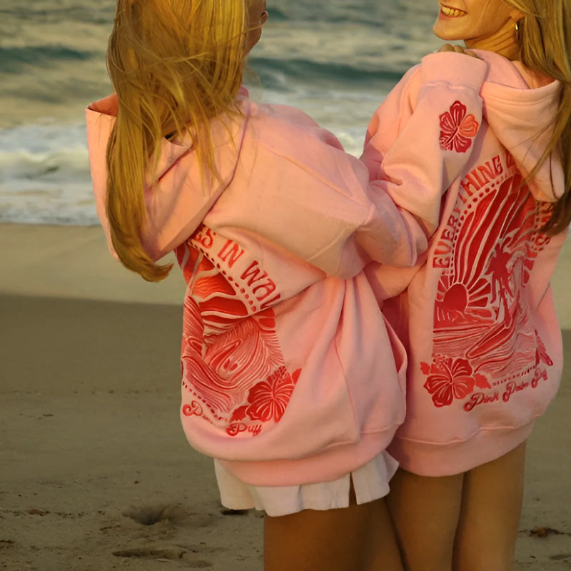 Oversized hoodie met zonsondergang achtervolgen