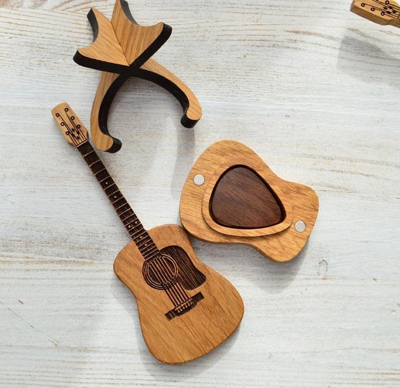 Gitaar Houten kerstcadeau: gesneden plectrumdoos