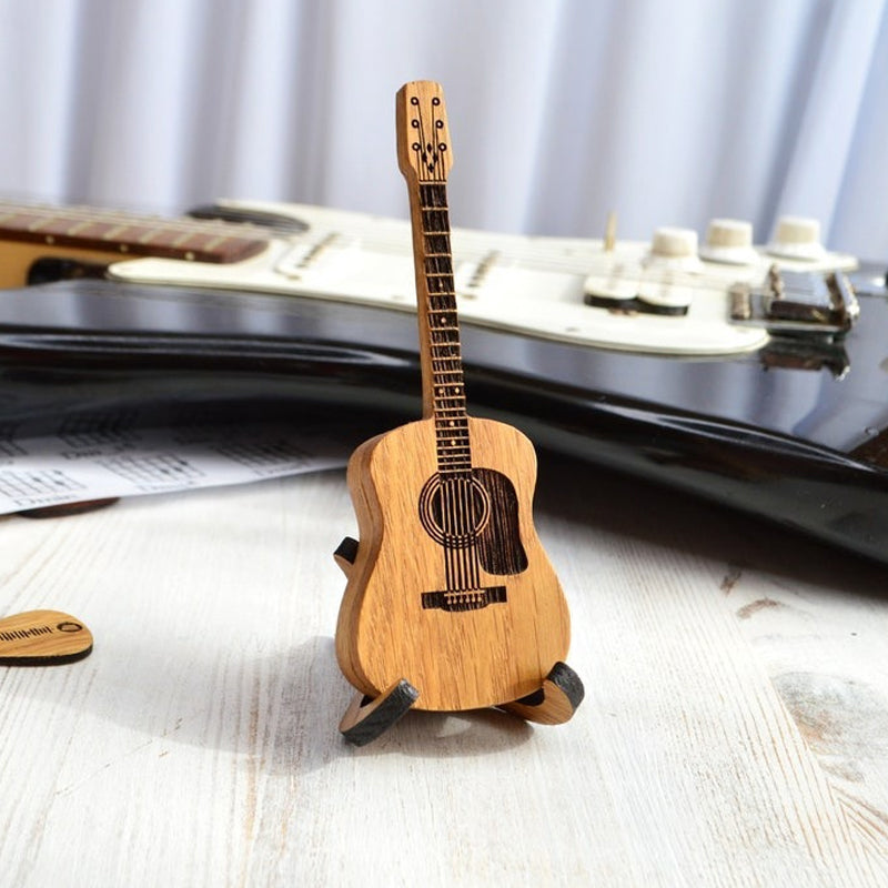 Gitaar Houten kerstcadeau: gesneden plectrumdoos