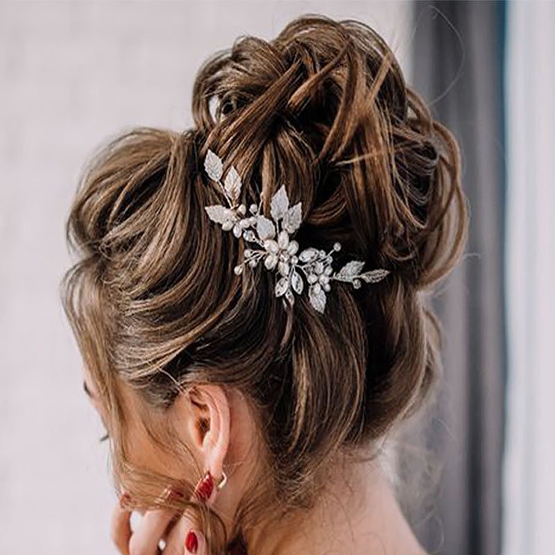 Bun Clipping Flower Bud-pruik