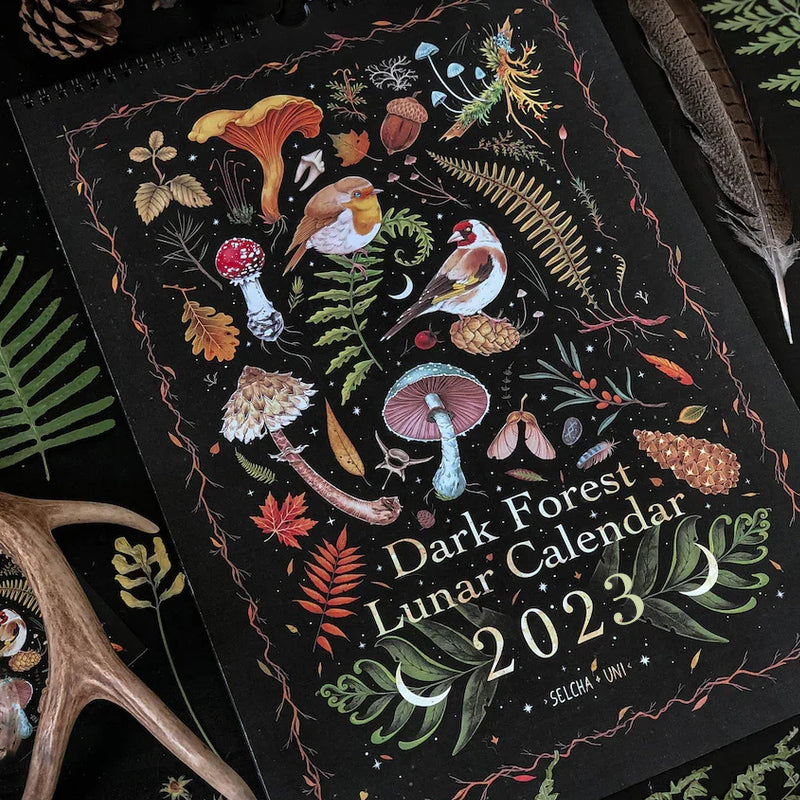 2023 Donkere Woud Maankalender