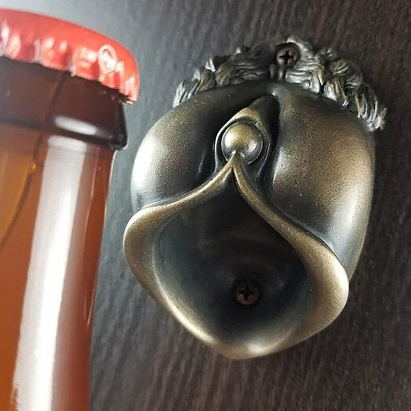 Flessenopener Wandmontage Gegoten Bronzen Sculptuur: De Godin