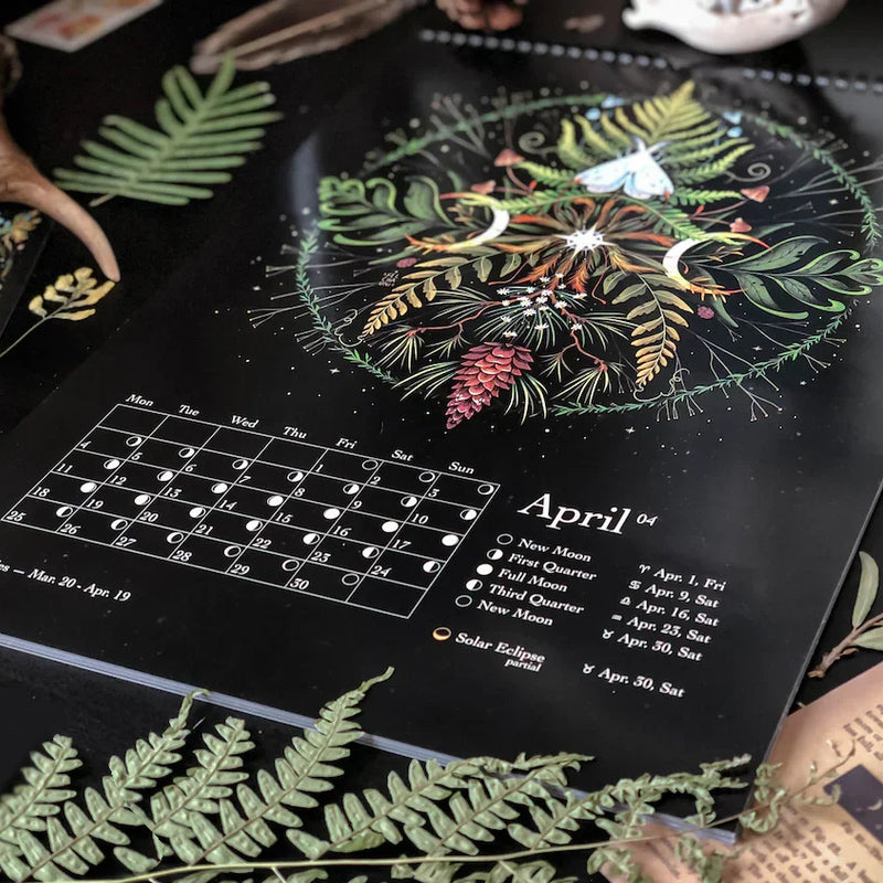 2023 Donkere Woud Maankalender