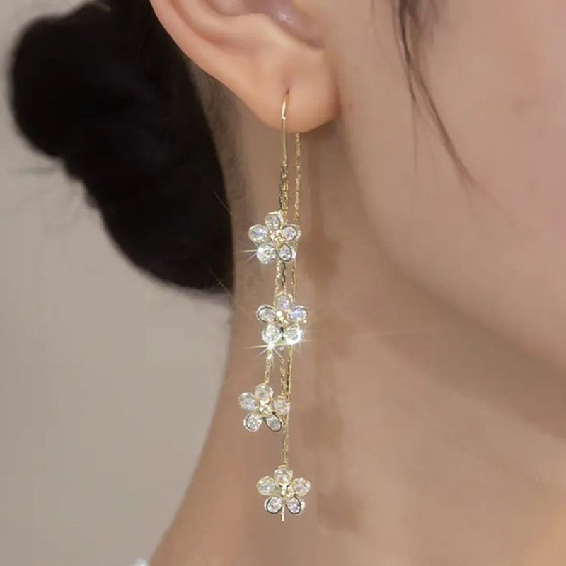 Oorbellen met zirkonia pruimenbloesem