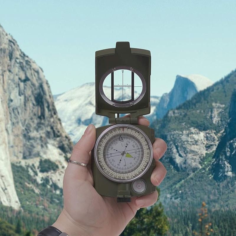 Multifunctioneel militair gericht navigatiekompas