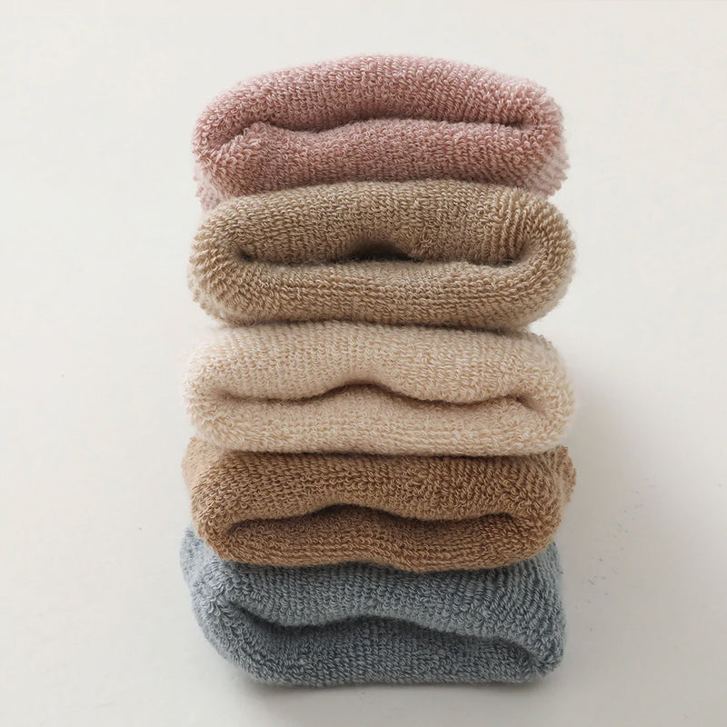 Warme sokken voor schattige baby's met antislipkussen