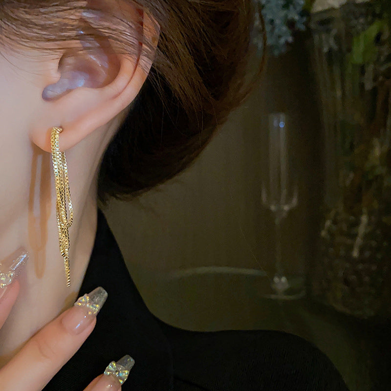 Zachte zilveren ketting kwast oorbellen