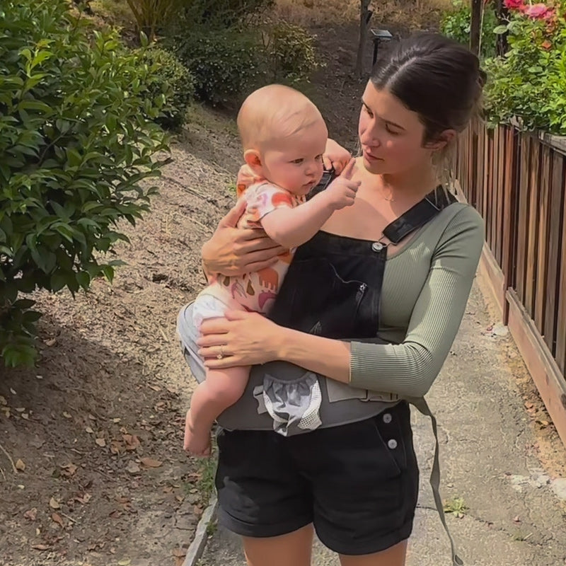 Baby's Bonding Carrier