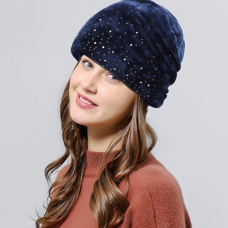 Zachte winter muts met strass steentjes