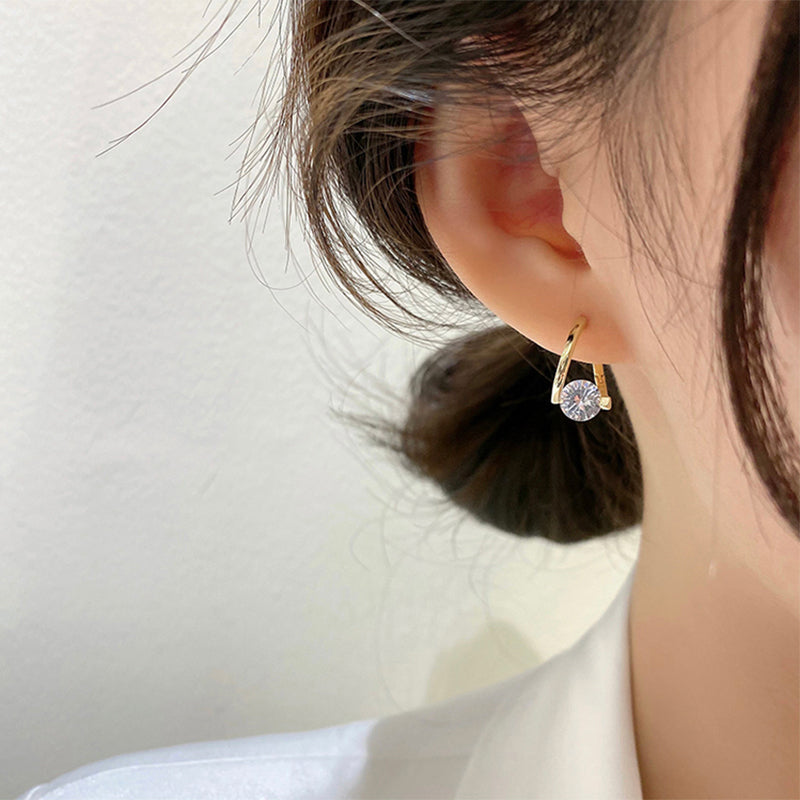 Ronde oorknopjes met diamant