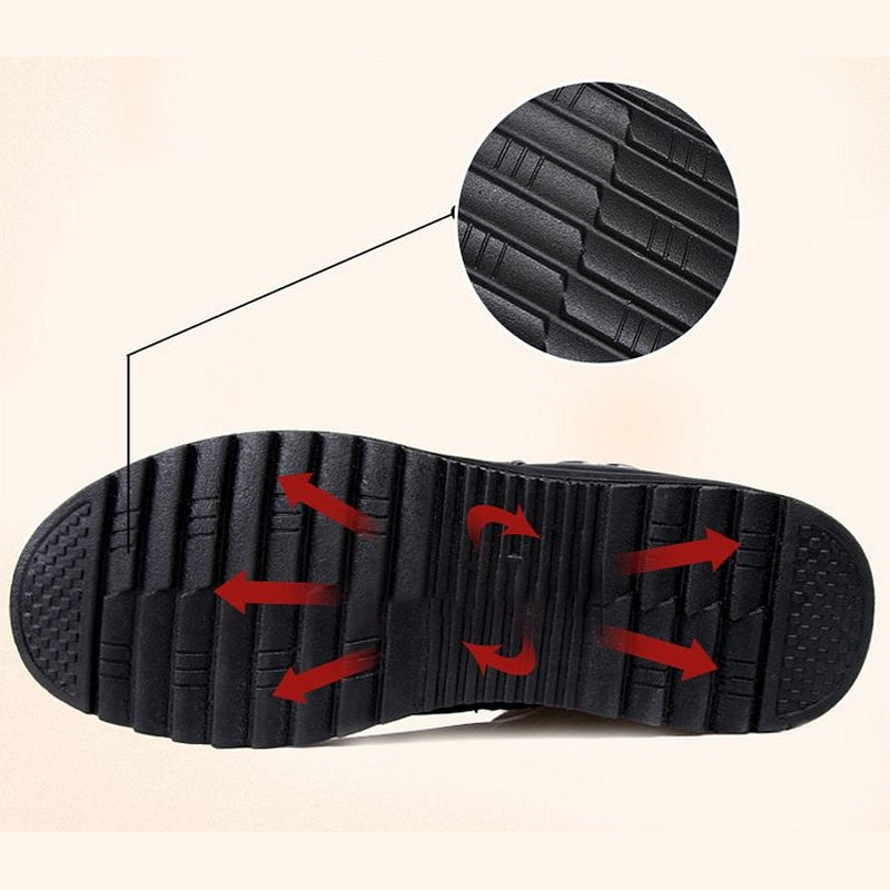 Fluwelen laarzen met metalen gesp