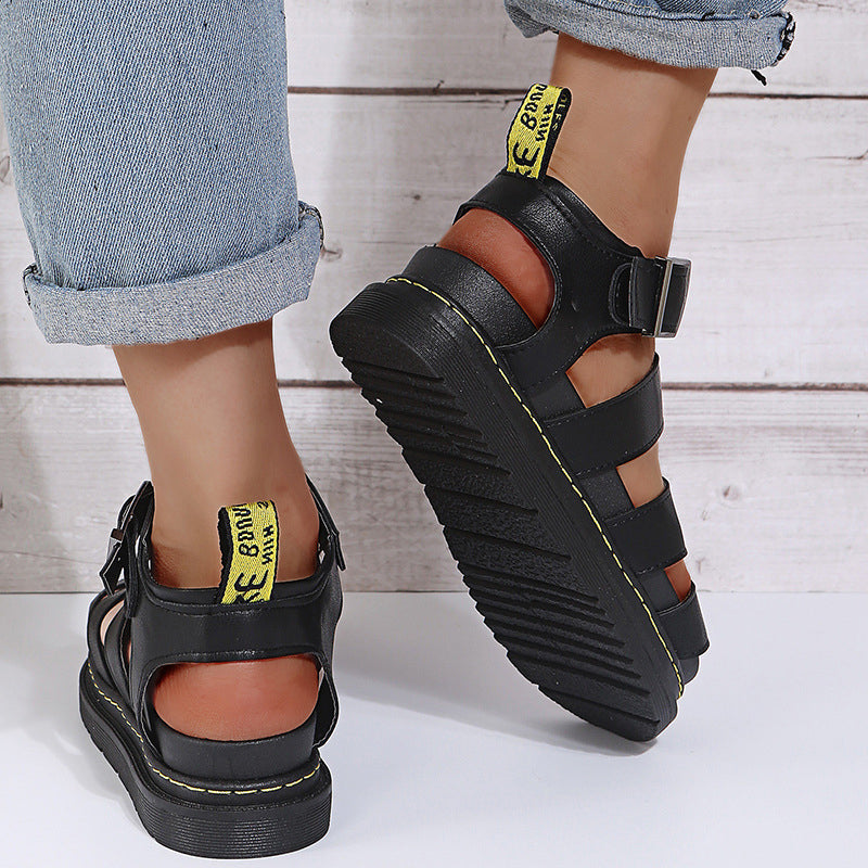 Platform zomersandalen met open teen en dikke zolen