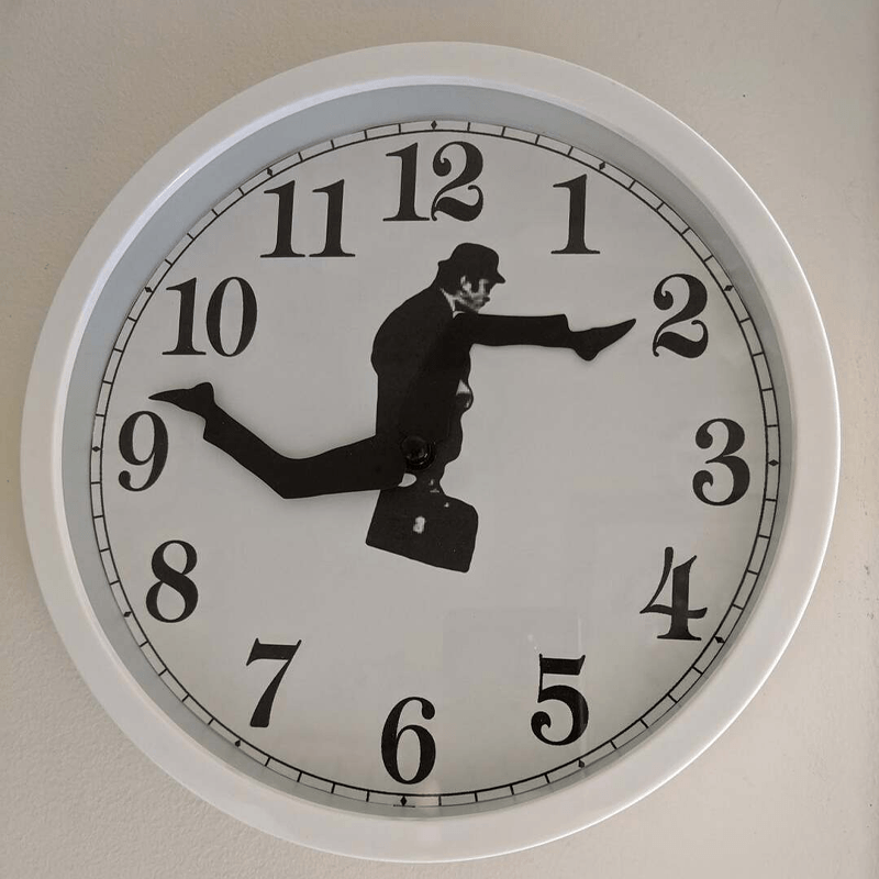 Finebay™ Ministry of Silly Walks Clock