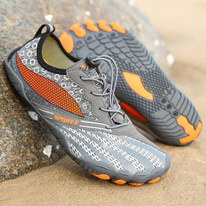 Nieuwe antislip aquaschoenen voor buiten