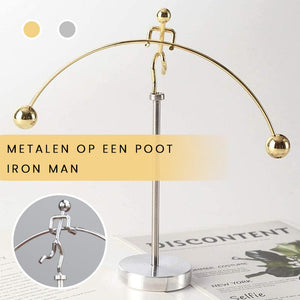 Nieuw klein roterend Iron Man-ornament