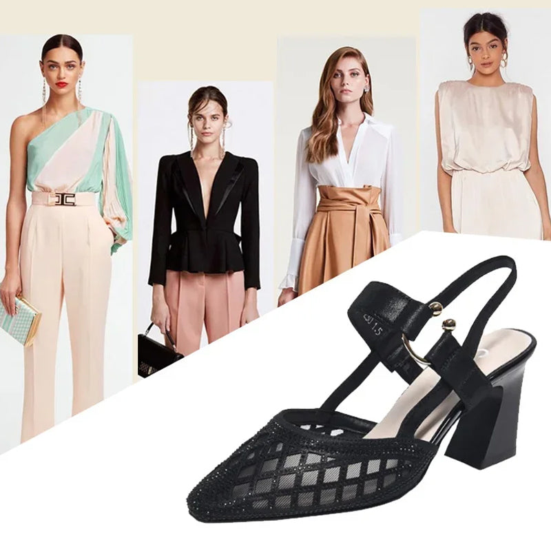 Sandalen met enkelbandje en strassteentjes met spitse neus