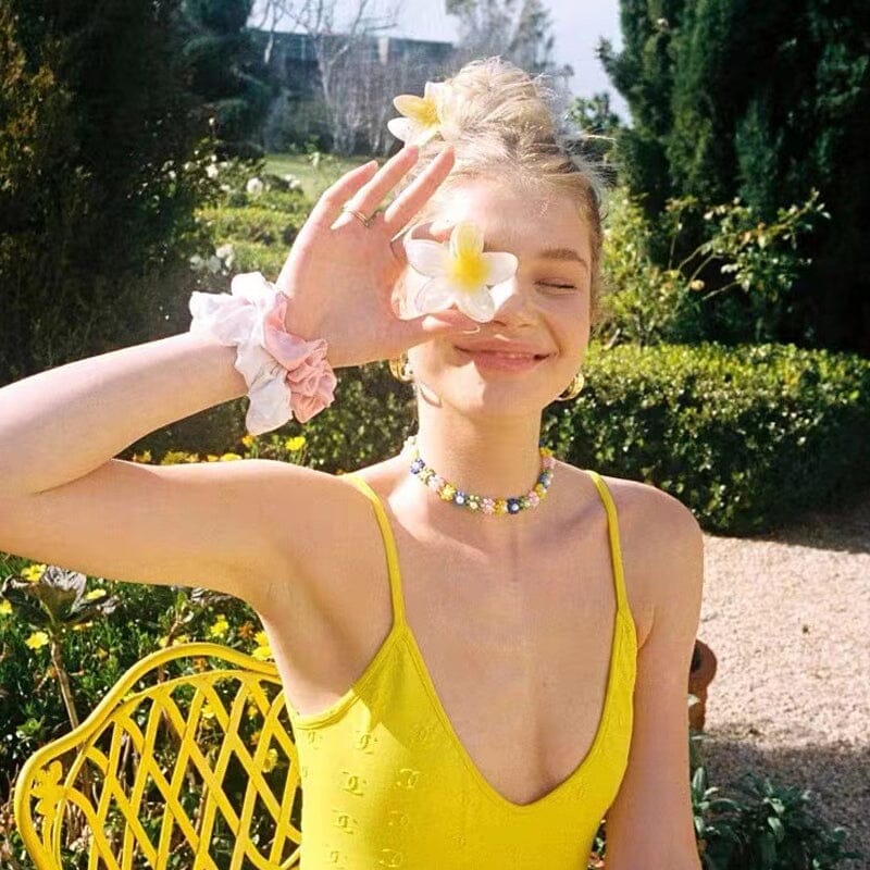 Haarclip met eierbloem