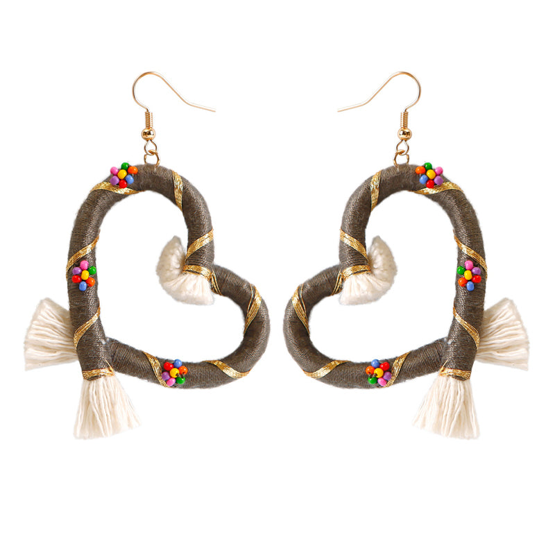 Hart met de hand geweven oorbellen