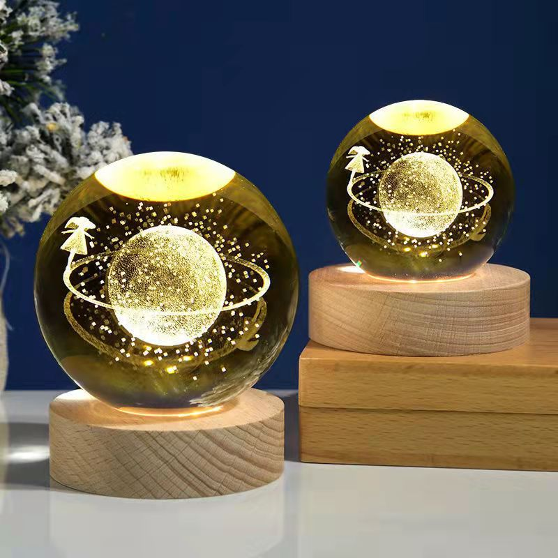 Gloeiend nachtlampje met kristallen bol