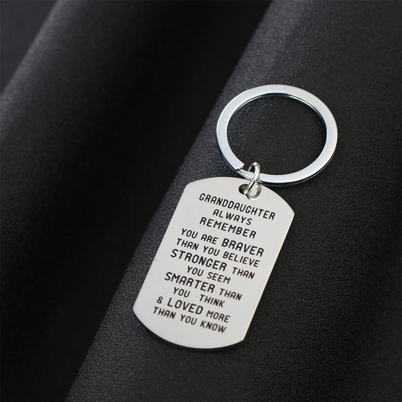 Aan mijn kleinzoon kleindochter zoon dochter  gespersonaliseerde geschenk sleutelhanger