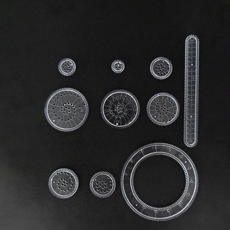 Magische rossen bloemliniaal