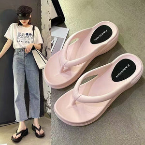 Teenslippers met dikke bodem