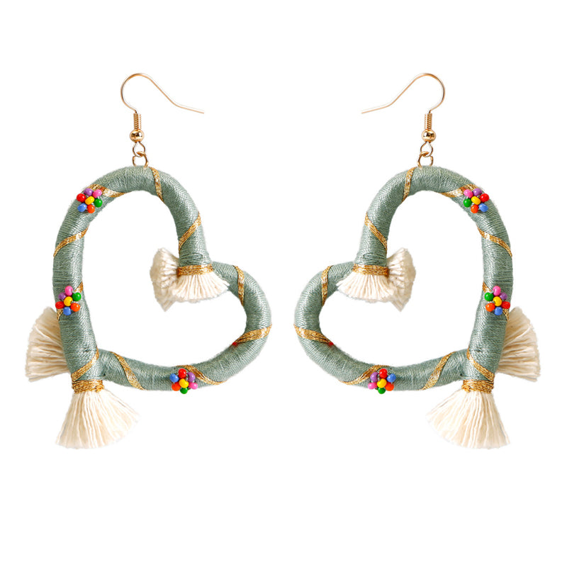 Hart met de hand geweven oorbellen