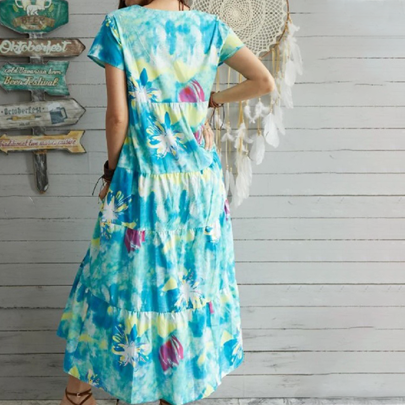 Jurk met ronde hals en bloemen