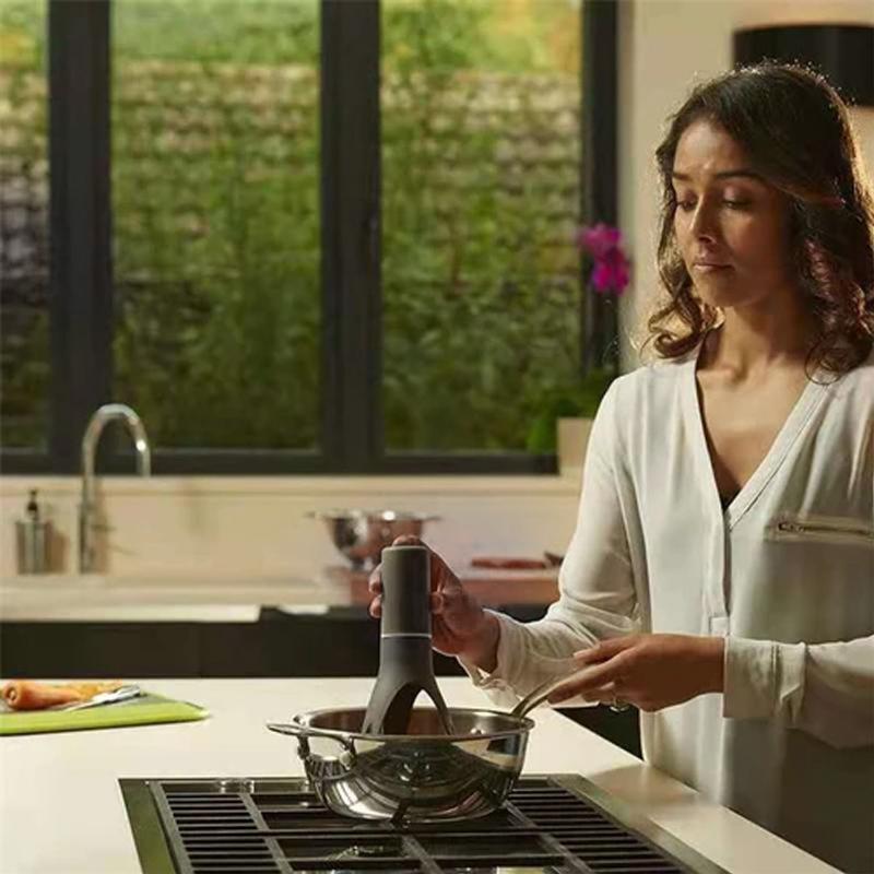 Automatische pan roerder