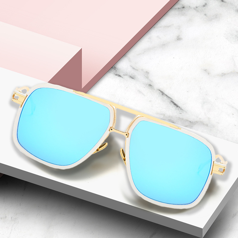 Vintage metalen zonnebril met groot montuur