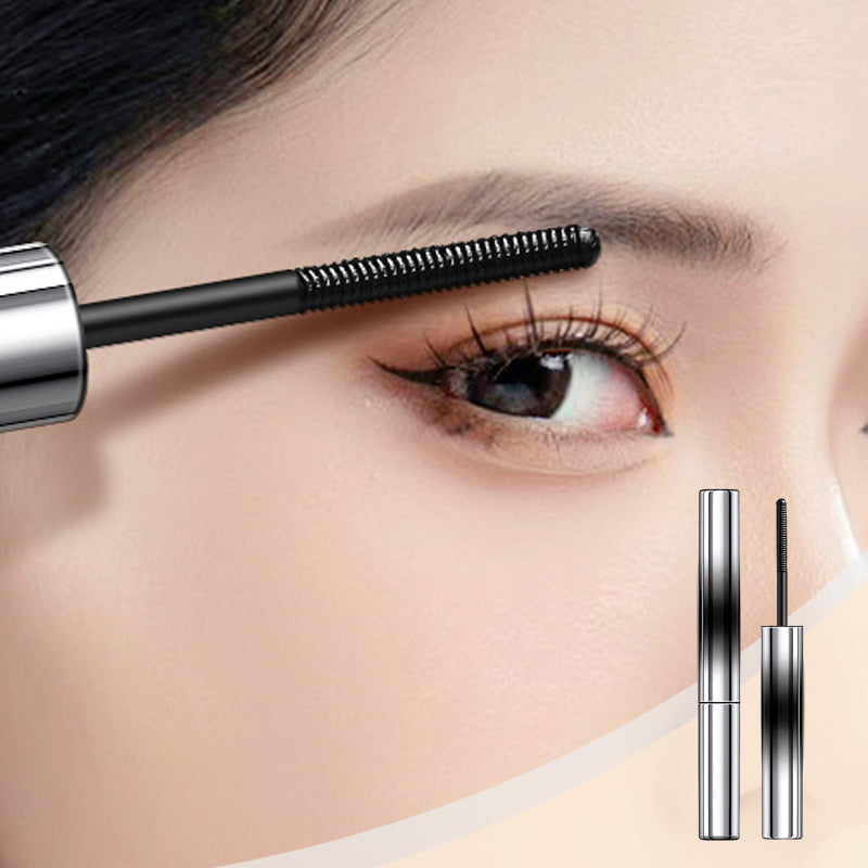 Waterproof en veegvaste mascara in metalen flessen