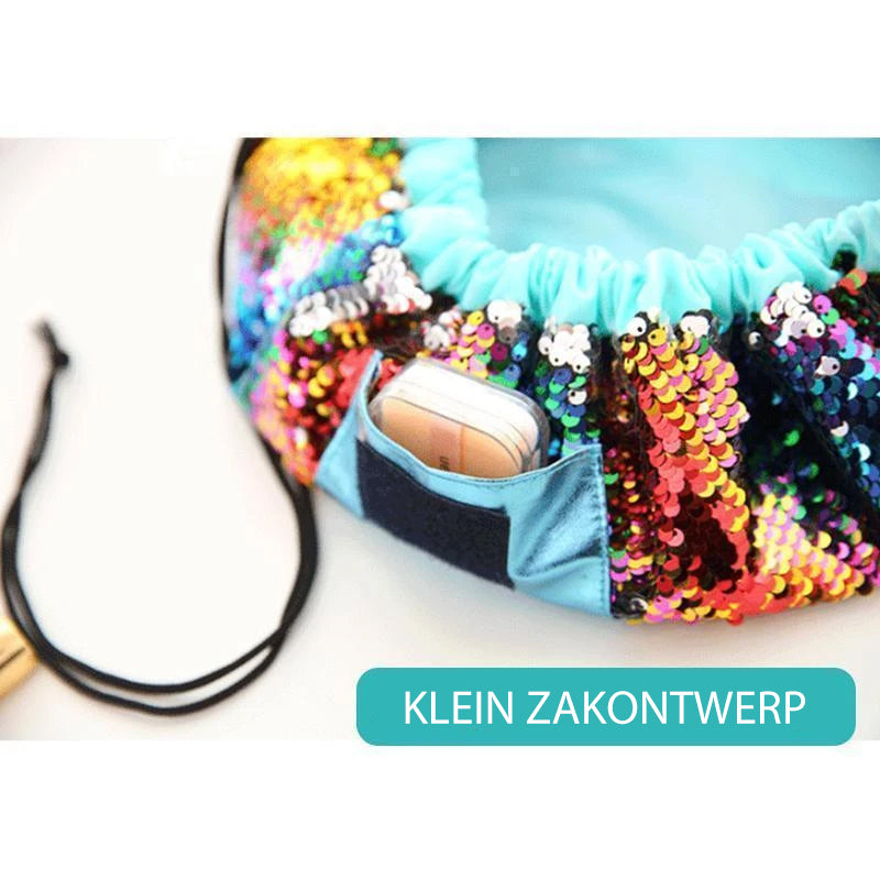 Make-uptasje in zeemeerminkleur