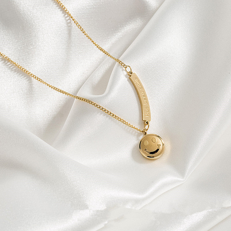 Geometrische smiley ketting