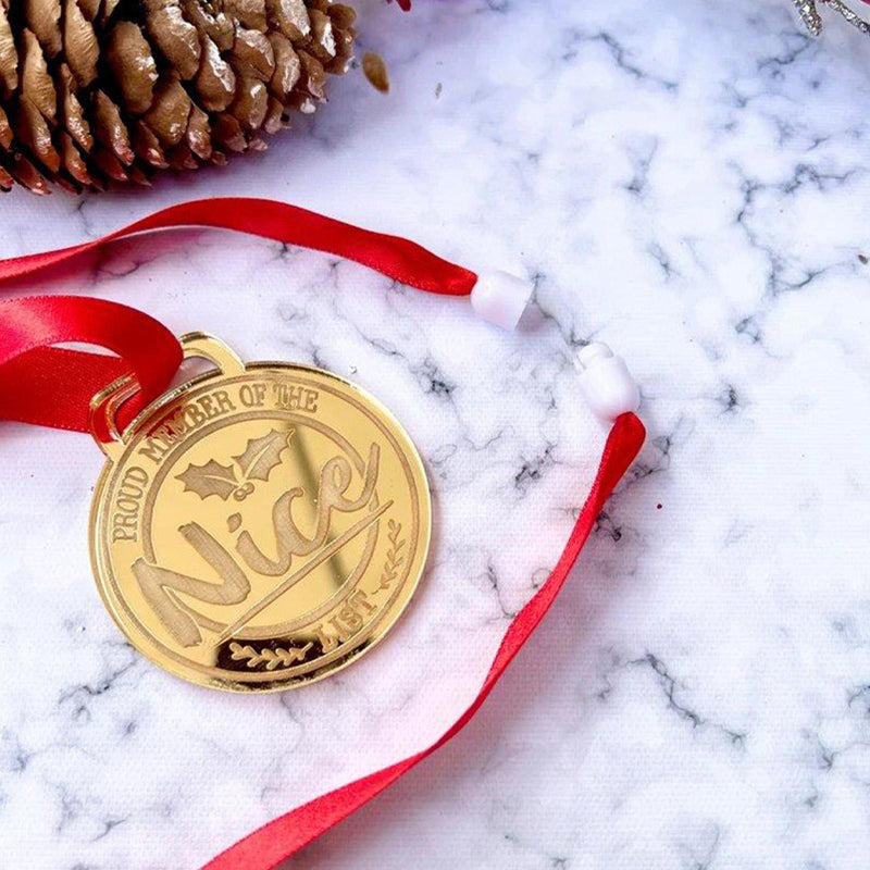 Kerst Eva-medaille met wenskaarten