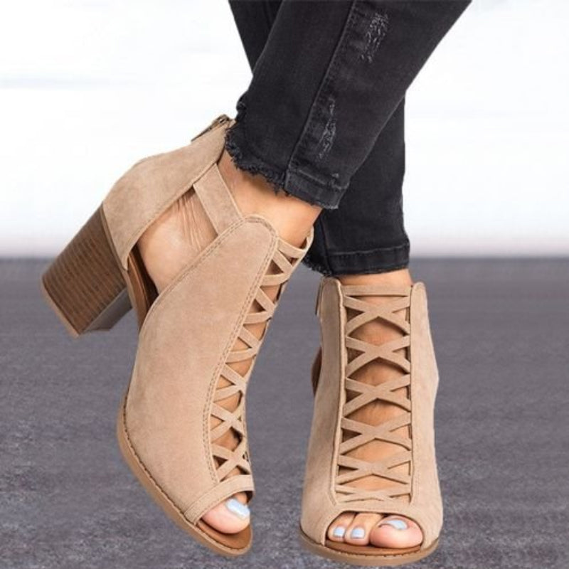 Hoge Romeinse sandalen met dikke hak en peeptoe