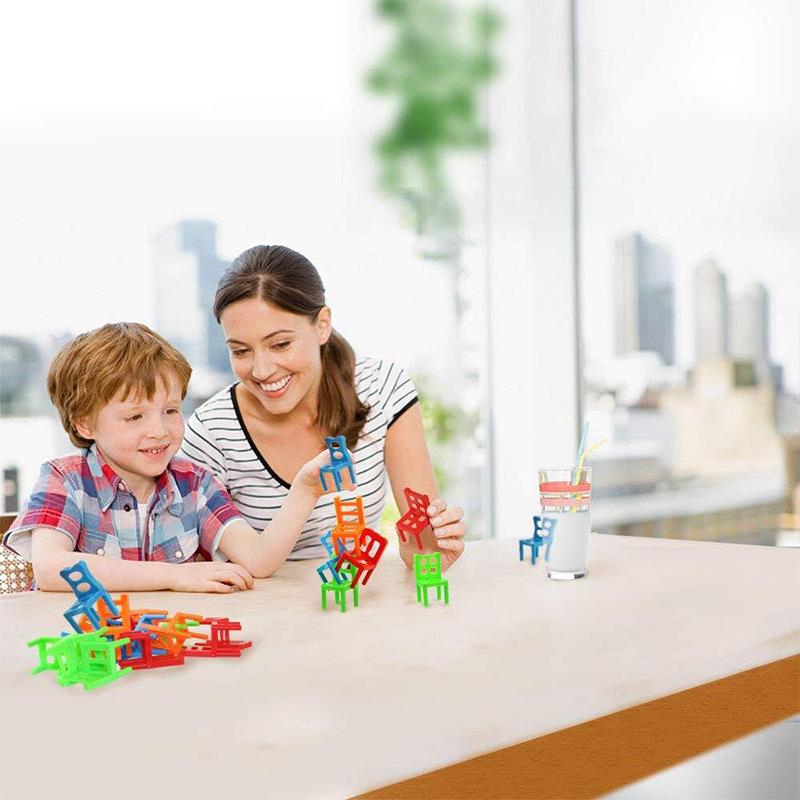 Stoelen Stapelen Toren Evenwichtsspel