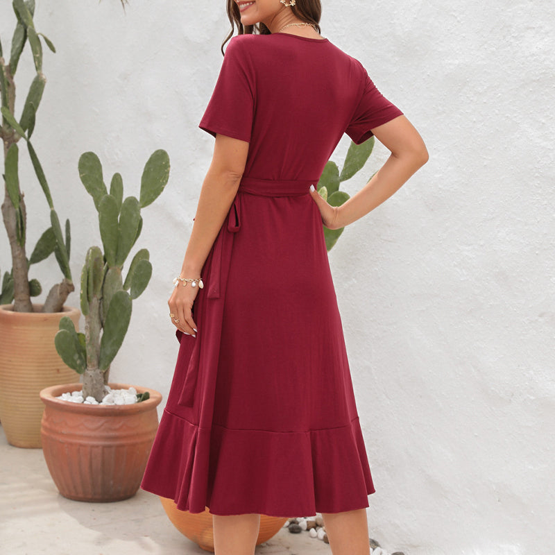 Jurk met hoge taille en V-hals