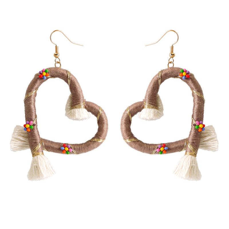 Hart met de hand geweven oorbellen