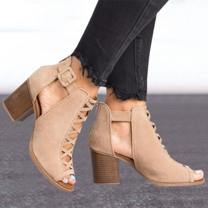 Hoge Romeinse sandalen met dikke hak en peeptoe
