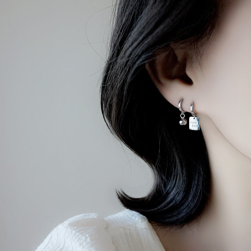 Lucky alfabet oorbellen